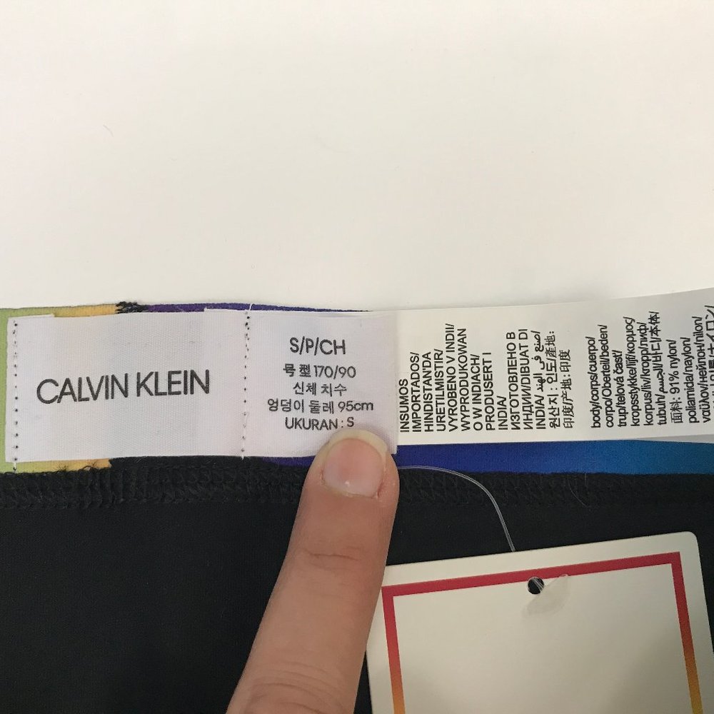 Calvin Klein Low Rise Trunk PRIDE - Picture 6 of 7